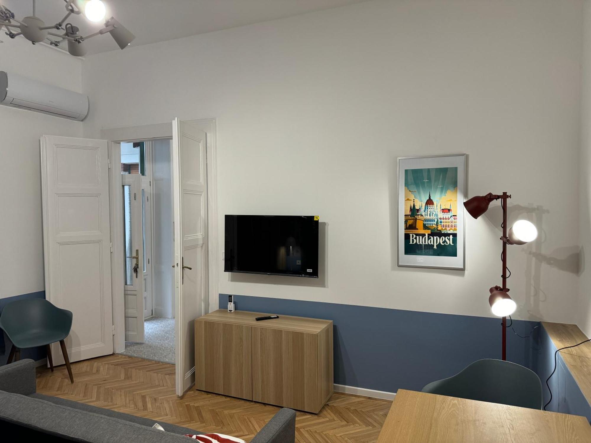 Designer Downtown Apartment Budapeste Exterior foto