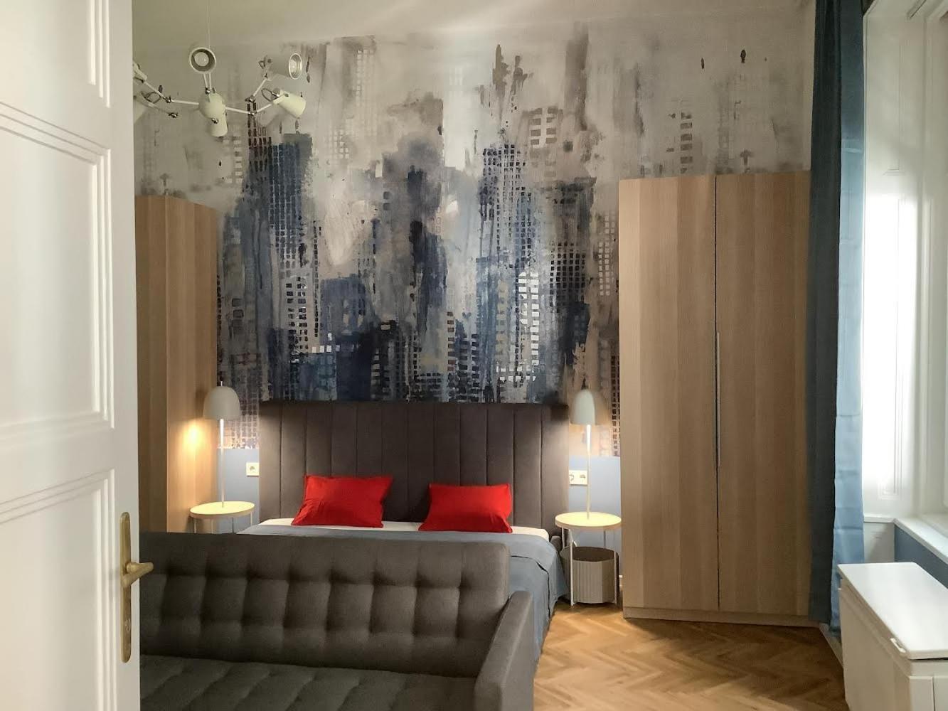 Designer Downtown Apartment Budapeste Exterior foto